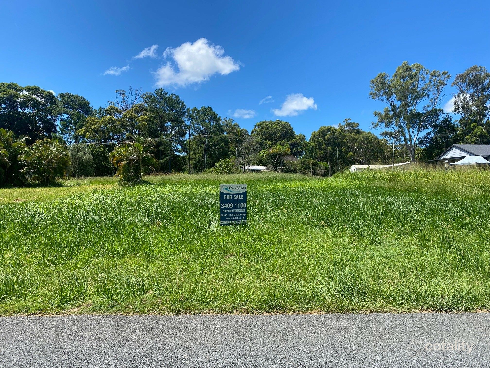 101 Laurel St, Russell Island, QLD 4184