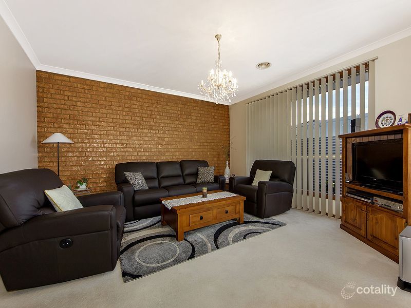 2/66 Walmer Ave, St Albans, VIC 3021