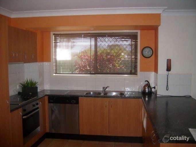 1/12 Alma St, Southport, QLD 4215