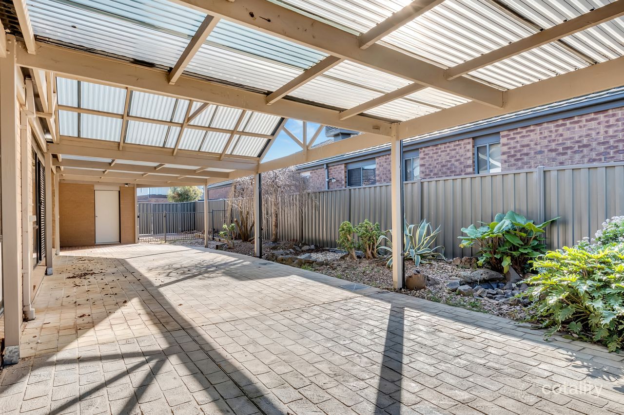 23 Wyperfeld Ave, Craigieburn, VIC 3064