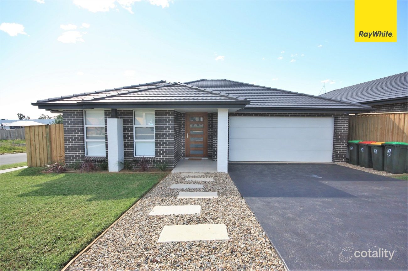 51 Bluebell Cres, Spring Farm, NSW 2570