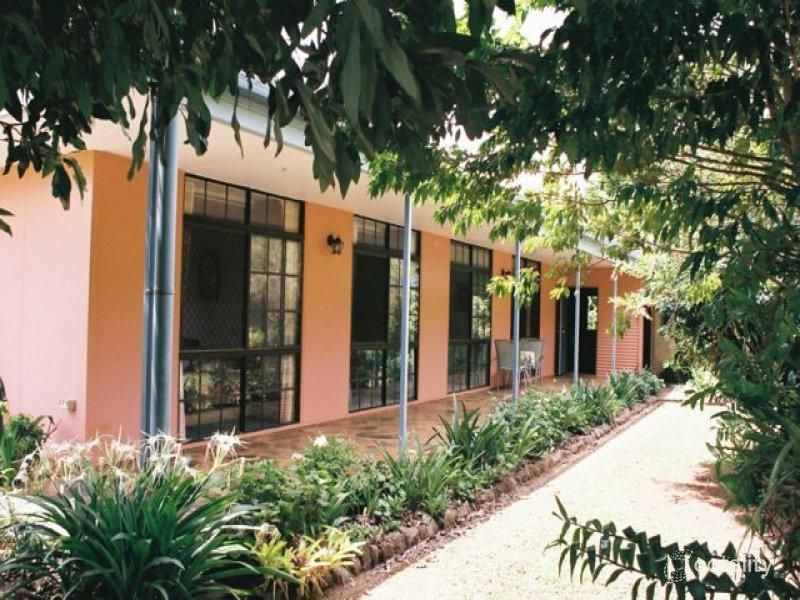 657 Lake Barrine Rd, Peeramon, QLD 4885