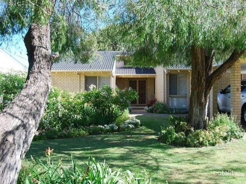 11 Manson St, West Busselton, WA 6280