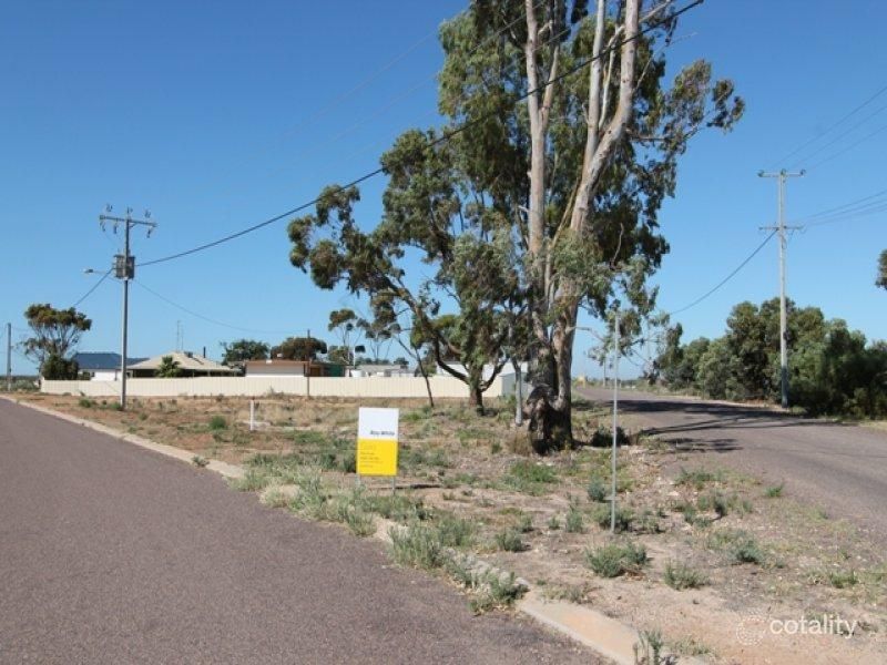 3 Esplanade, Cowell, SA 5602