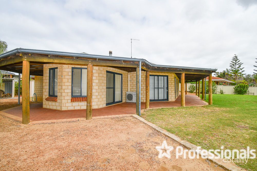 9 Red Gum Cl, Bouvard, WA 6211