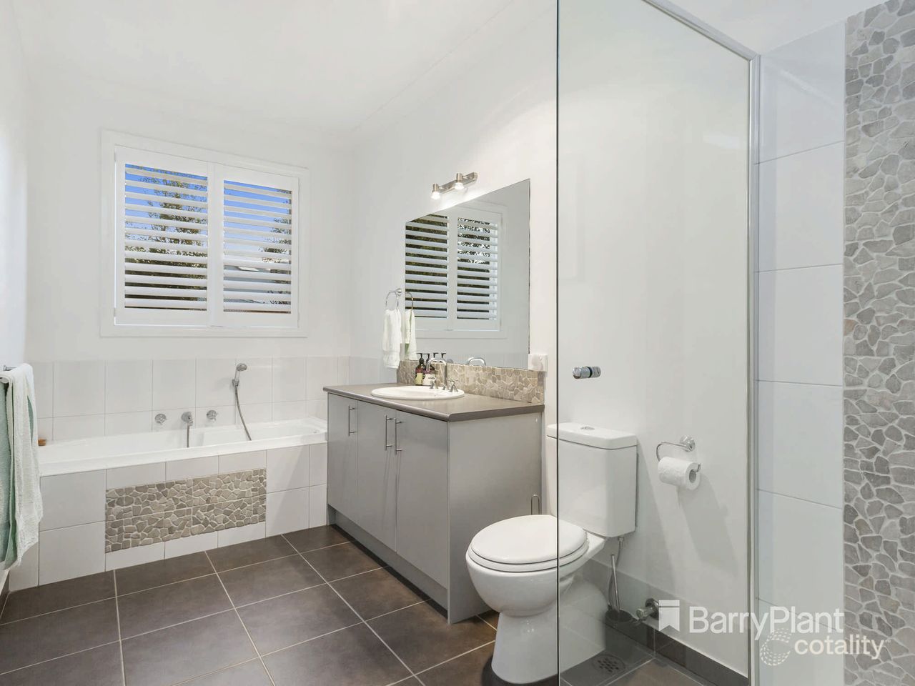 4 Ellabella Way, Mornington, VIC 3931