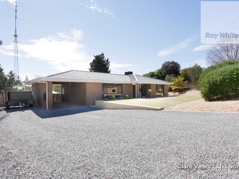 15 Henry St, Clare, SA 5453