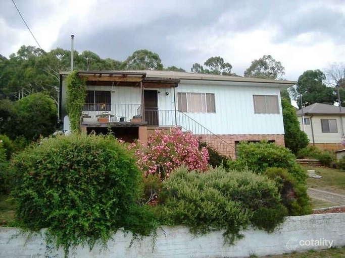 4 Vista Ave, Batlow, NSW 2730