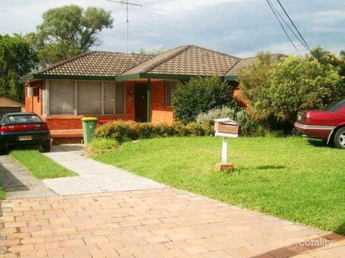 12 Universal Ave, Georges Hall, NSW 2198