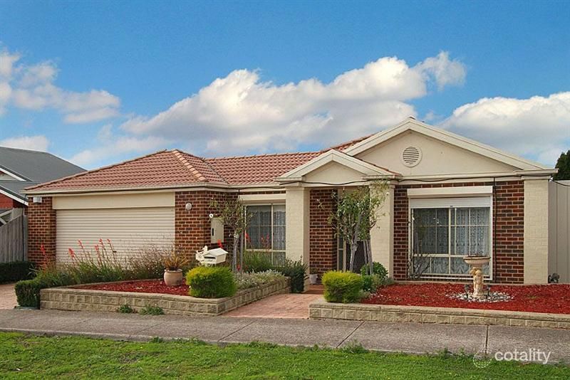 10 Bellows St, South Morang, VIC 3752