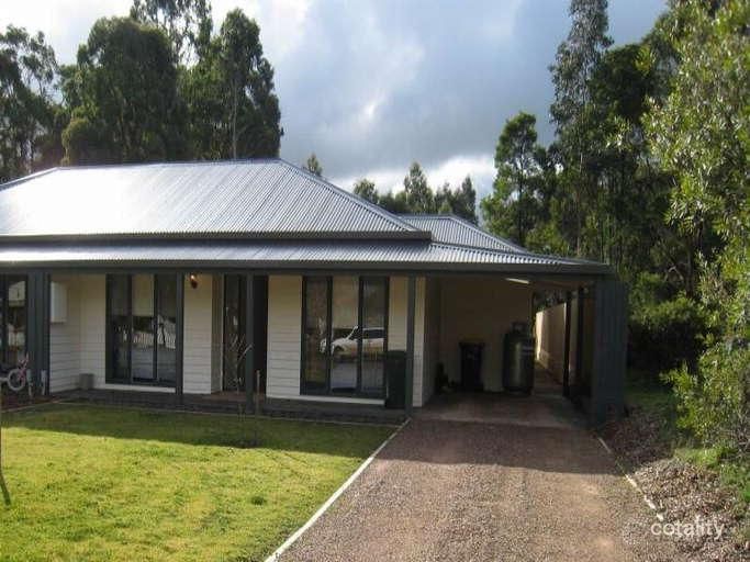 1/10 Mulcahys Rd, Trentham, VIC 3458