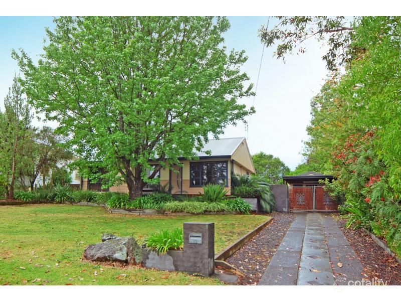 12 Hale Ave, Nowra, NSW 2541
