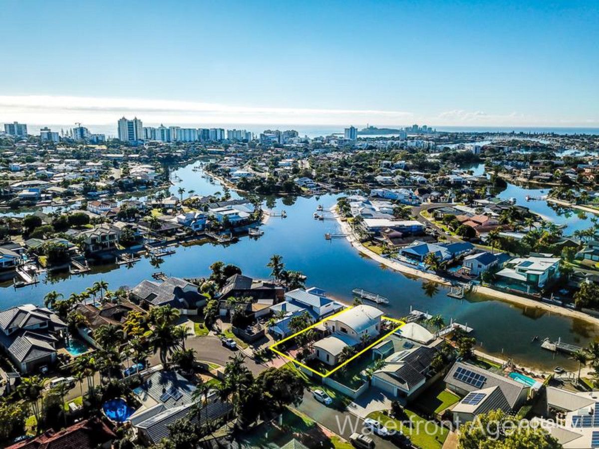 10 Balyarta Cres, Mooloolaba, QLD 4557