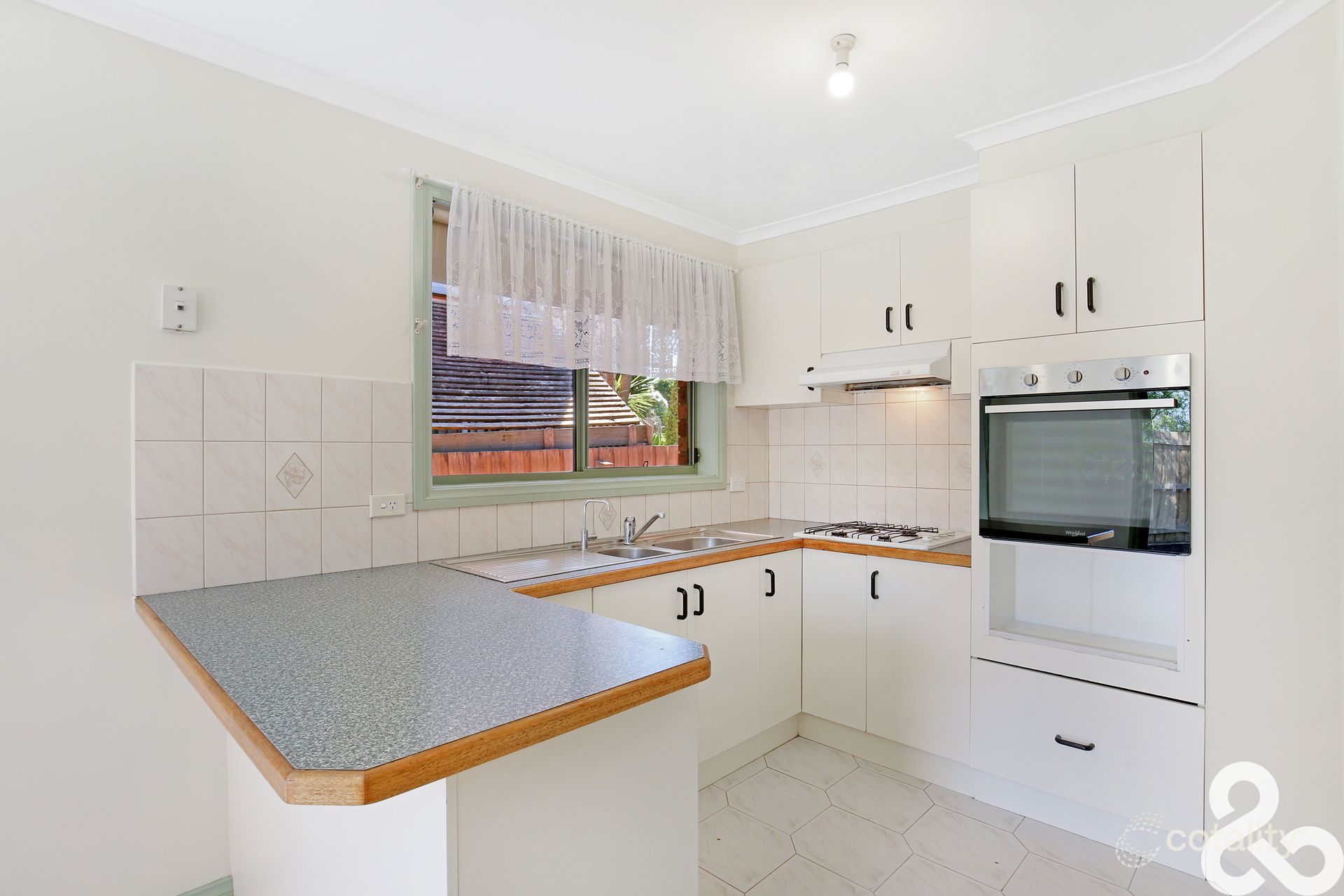 1/4 Hickey Ct, Mill Park, VIC 3082