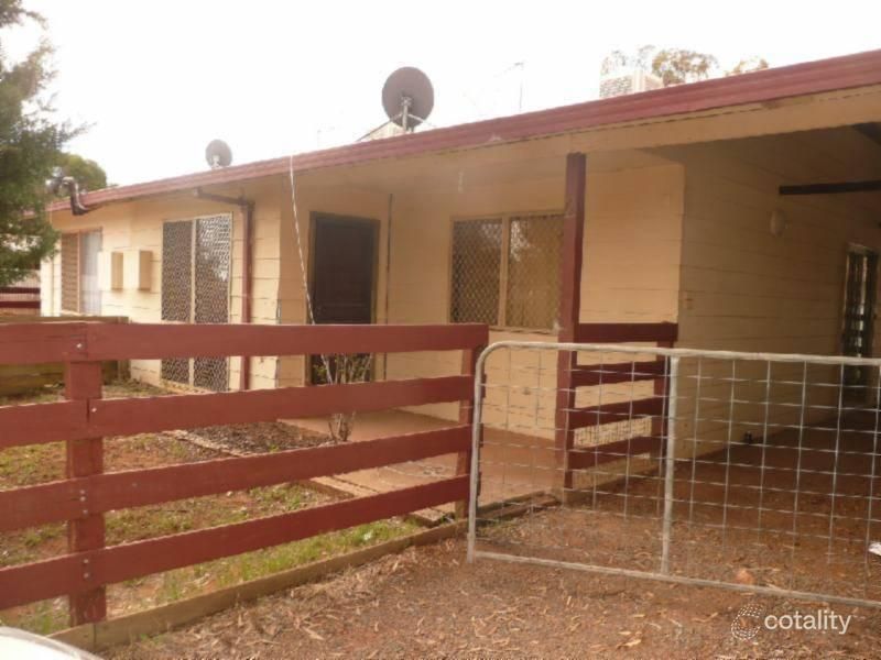 2/65b Millen St, Boulder, WA 6432