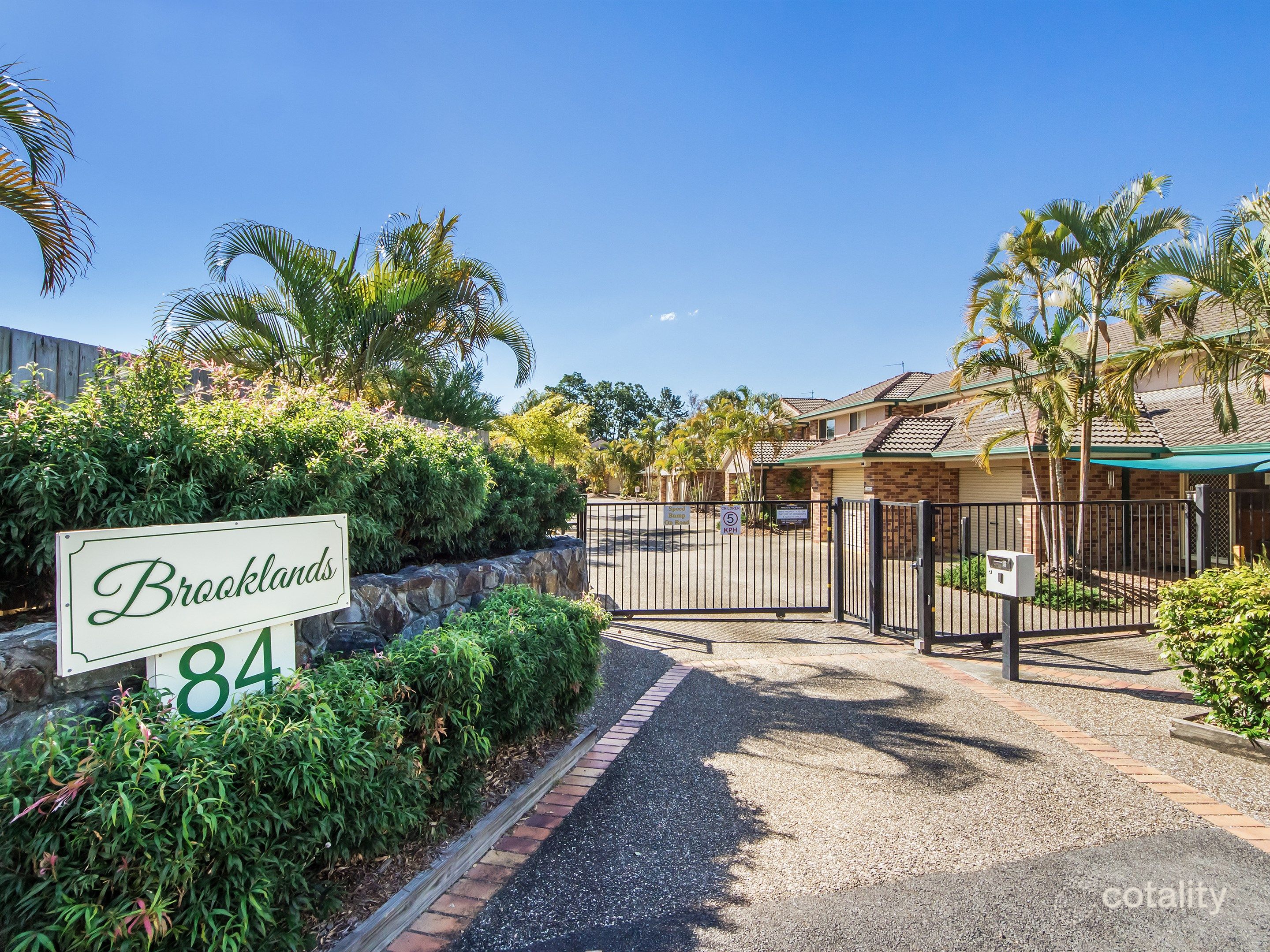 2/84 Franklin Dr, Mudgeeraba, QLD 4213