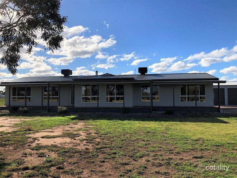 93 Almond Rd, Leeton, NSW 2705