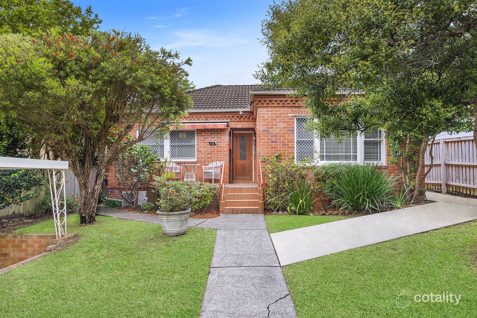 18 Soldiers Ave, Freshwater, NSW 2096