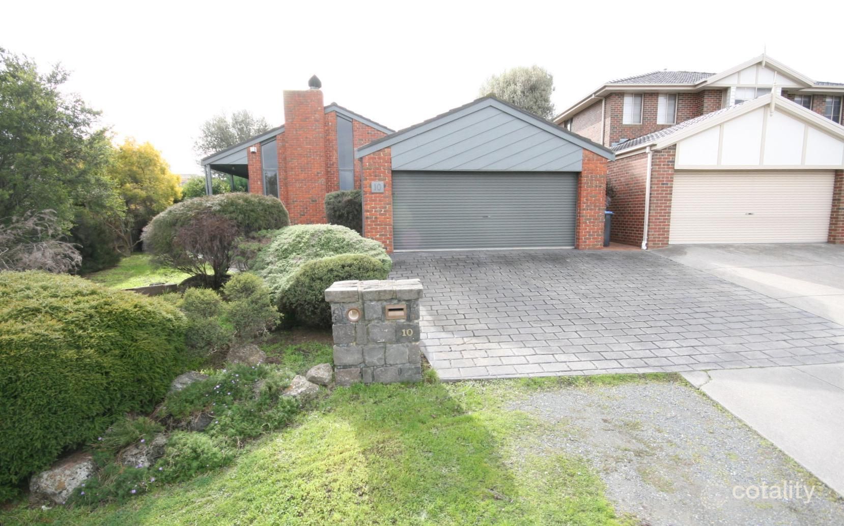 10 Markhill Pl, Knoxfield, VIC 3180