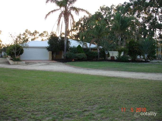 32 Lorenz Way, Oakford, WA 6121