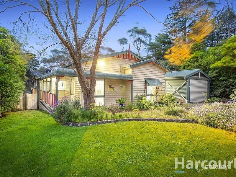 311 Glenfern Rd, Upwey, VIC 3158