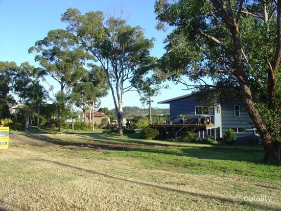 81 Carroll Ave, Mollymook Beach, NSW 2539