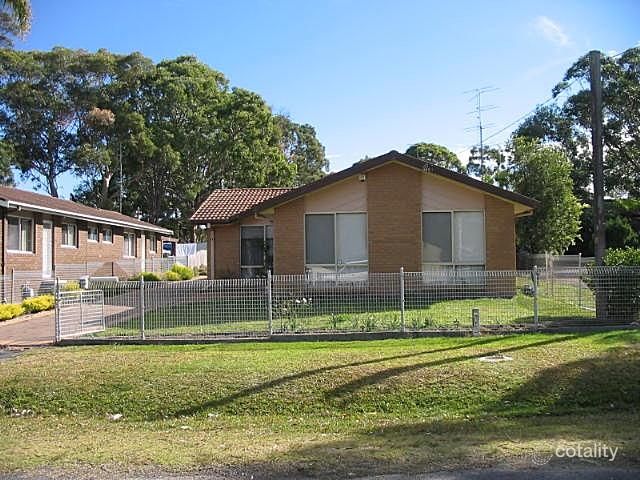 25 Birdwood Dr, Blue Haven, NSW 2262