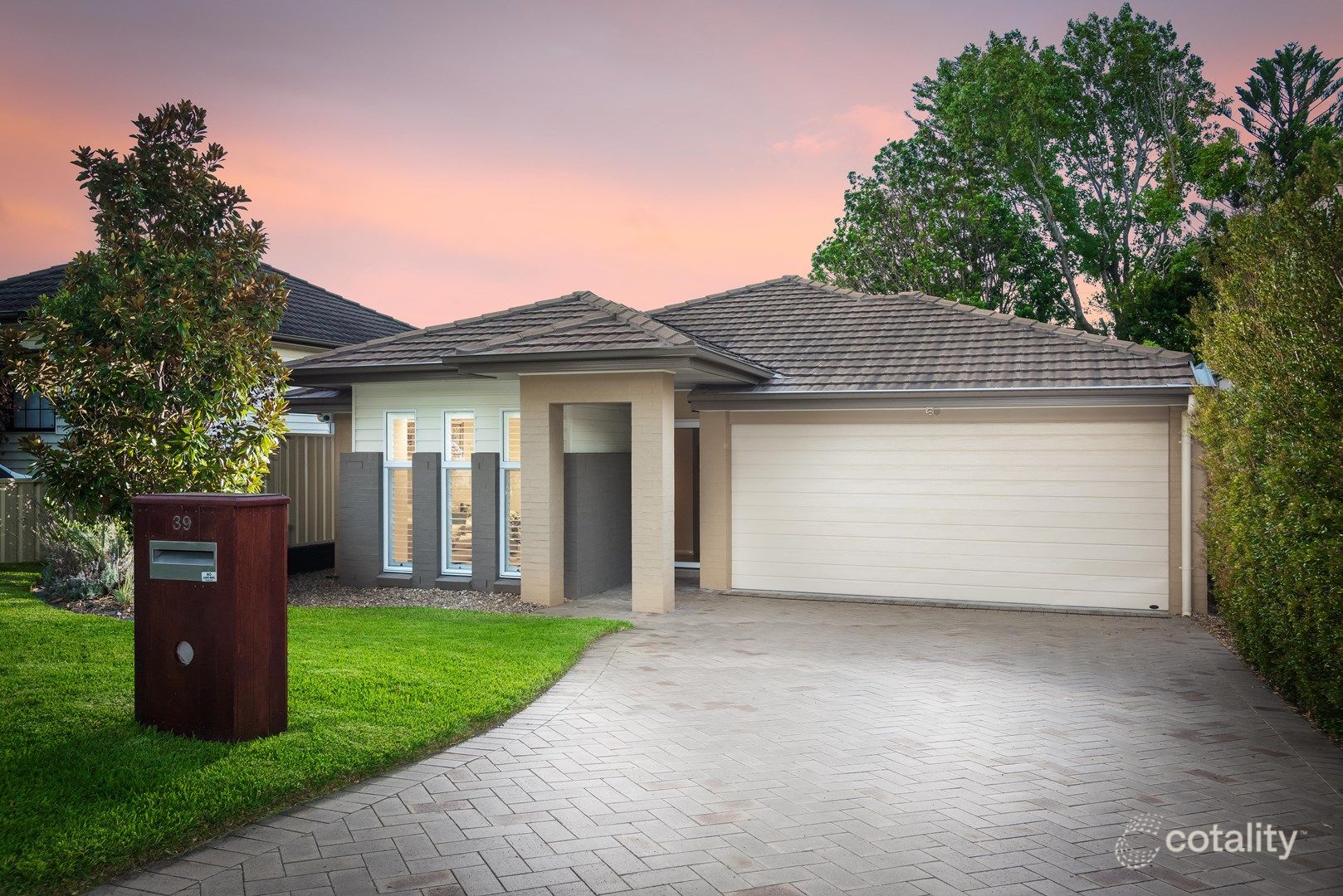 39 Yamba Rd, Como, NSW 2226