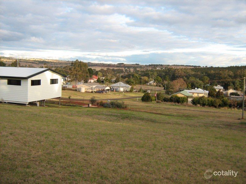 18 Magnussens Dr, Tingoora, QLD 4608