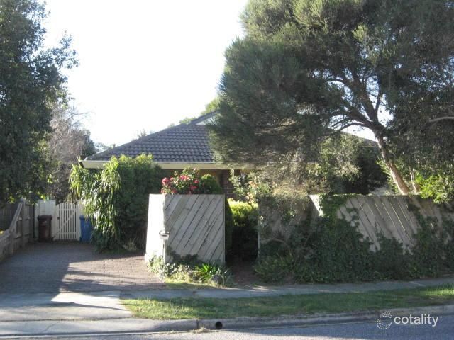 13 Parramatta Cres, Noble Park, VIC 3174