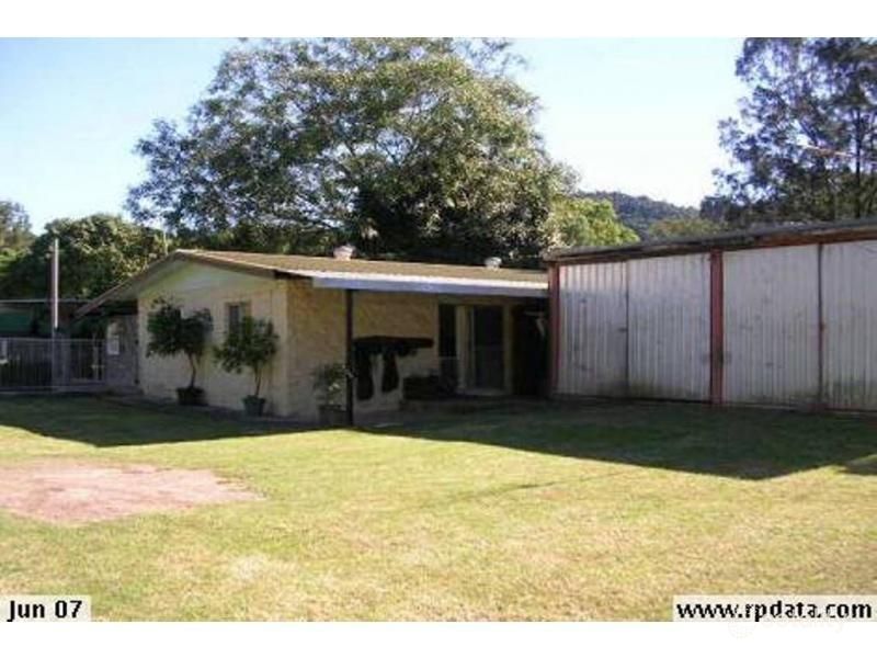 210 Middle Creek Rd, Sarina, QLD 4737
