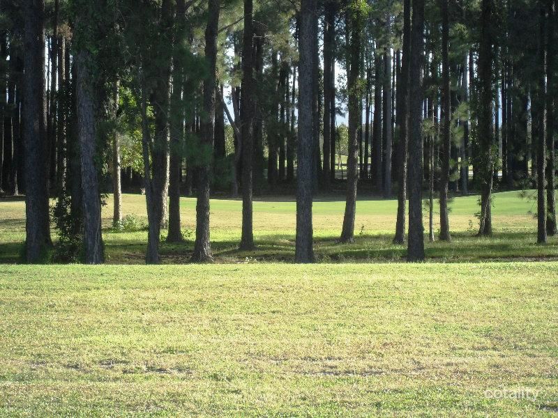 2261 Banksia Lakes Dr, Hope Island, QLD 4212