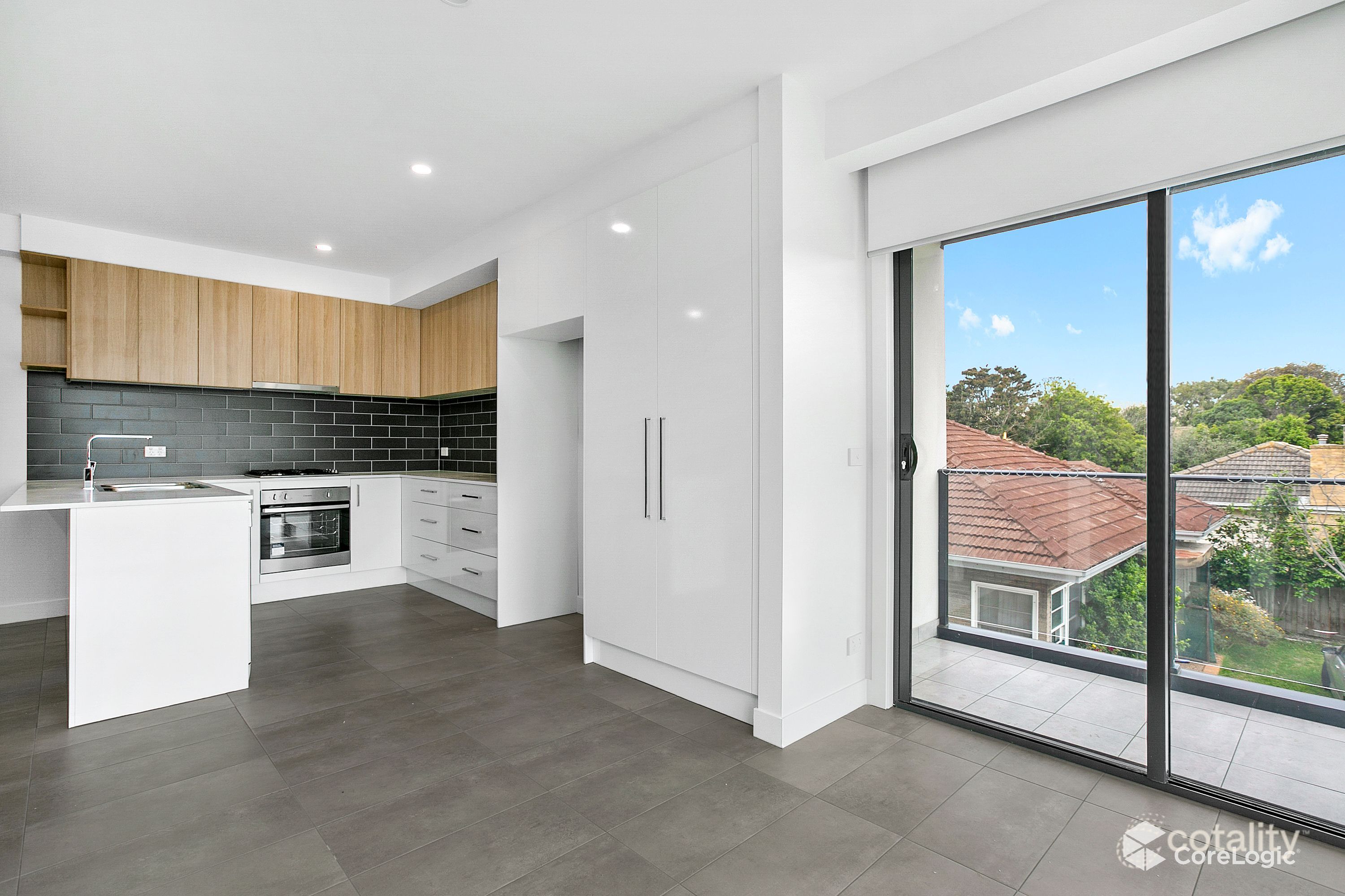 1/16 Mereweather Ave, Frankston, VIC 3199