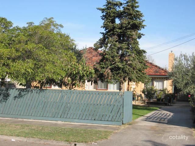 14 Charlton St, Springvale, VIC 3171