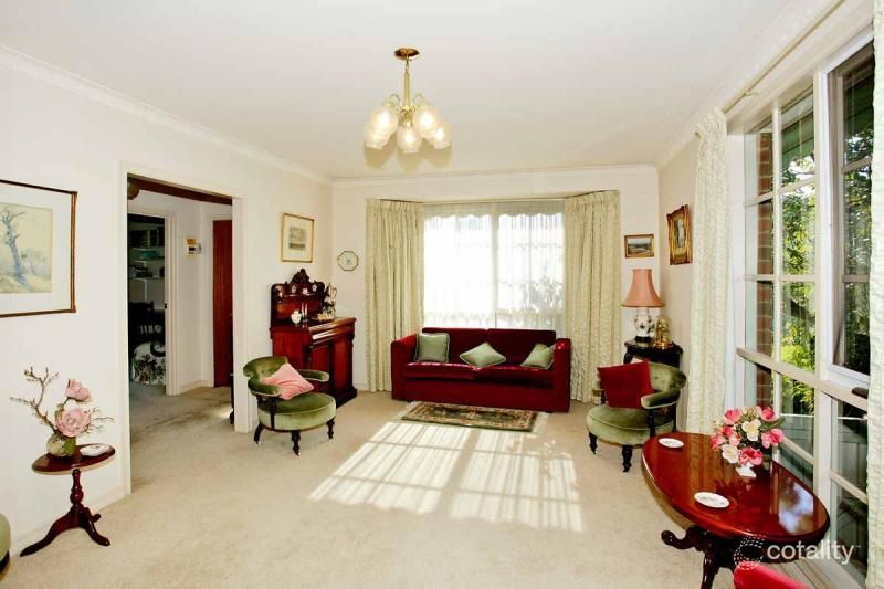 2/11 Hazel St, Camberwell, VIC 3124