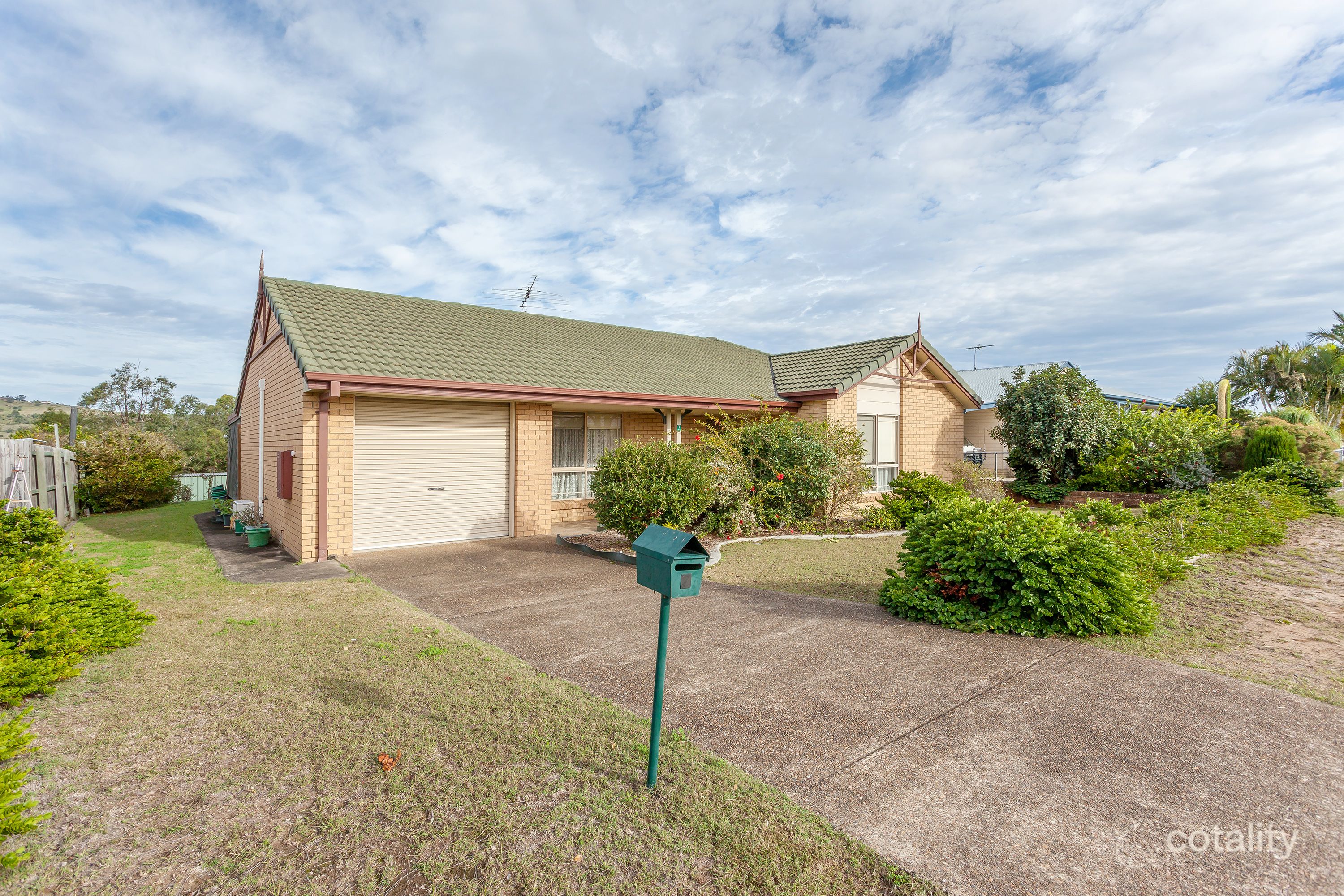 7 Banksia Ct, Lowood, QLD 4311