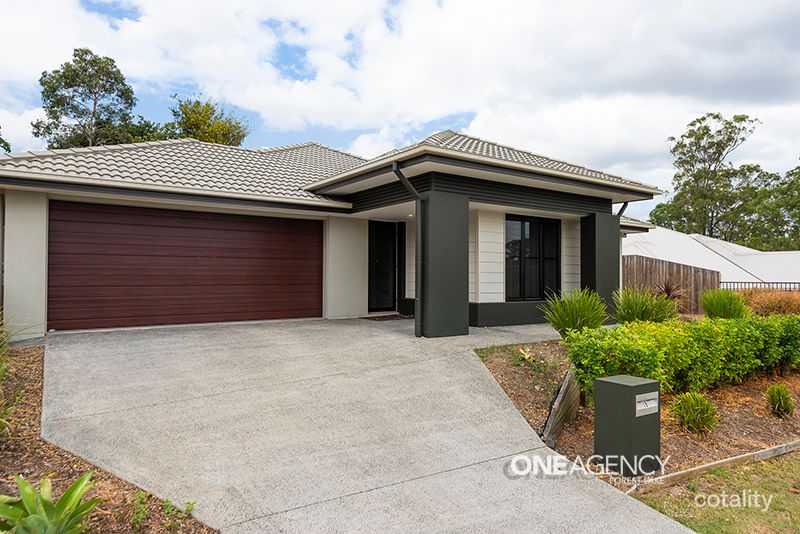 19 Clarence Ave, Springfield, QLD 4300