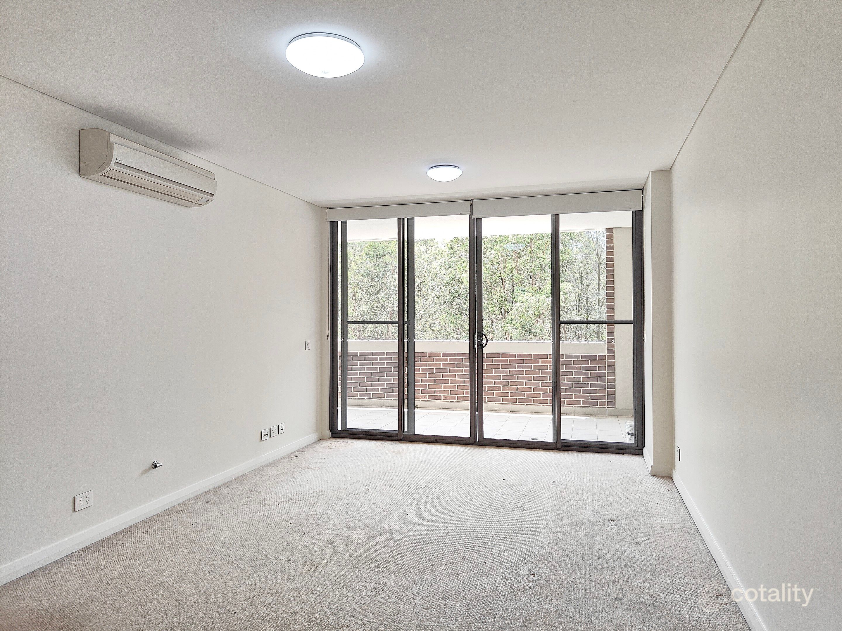 206/27 Hill Rd, Wentworth Point, NSW 2127