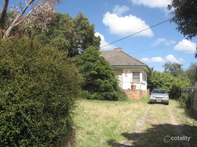 73 Mcmahons Rd, Frankston, VIC 3199