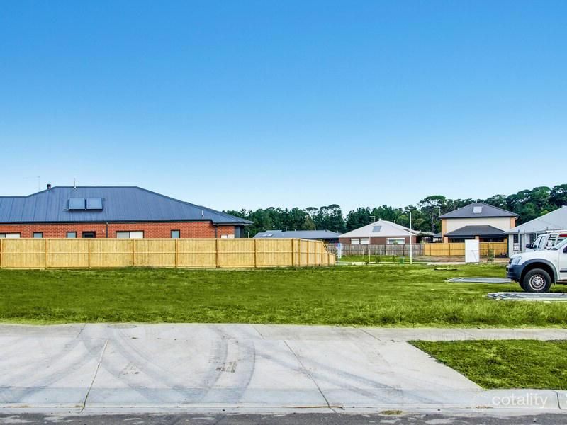 9 Peter St, Indented Head, VIC 3223