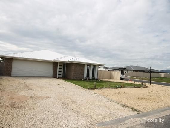 18 Alexander Tolmer Way, Robe, SA 5276