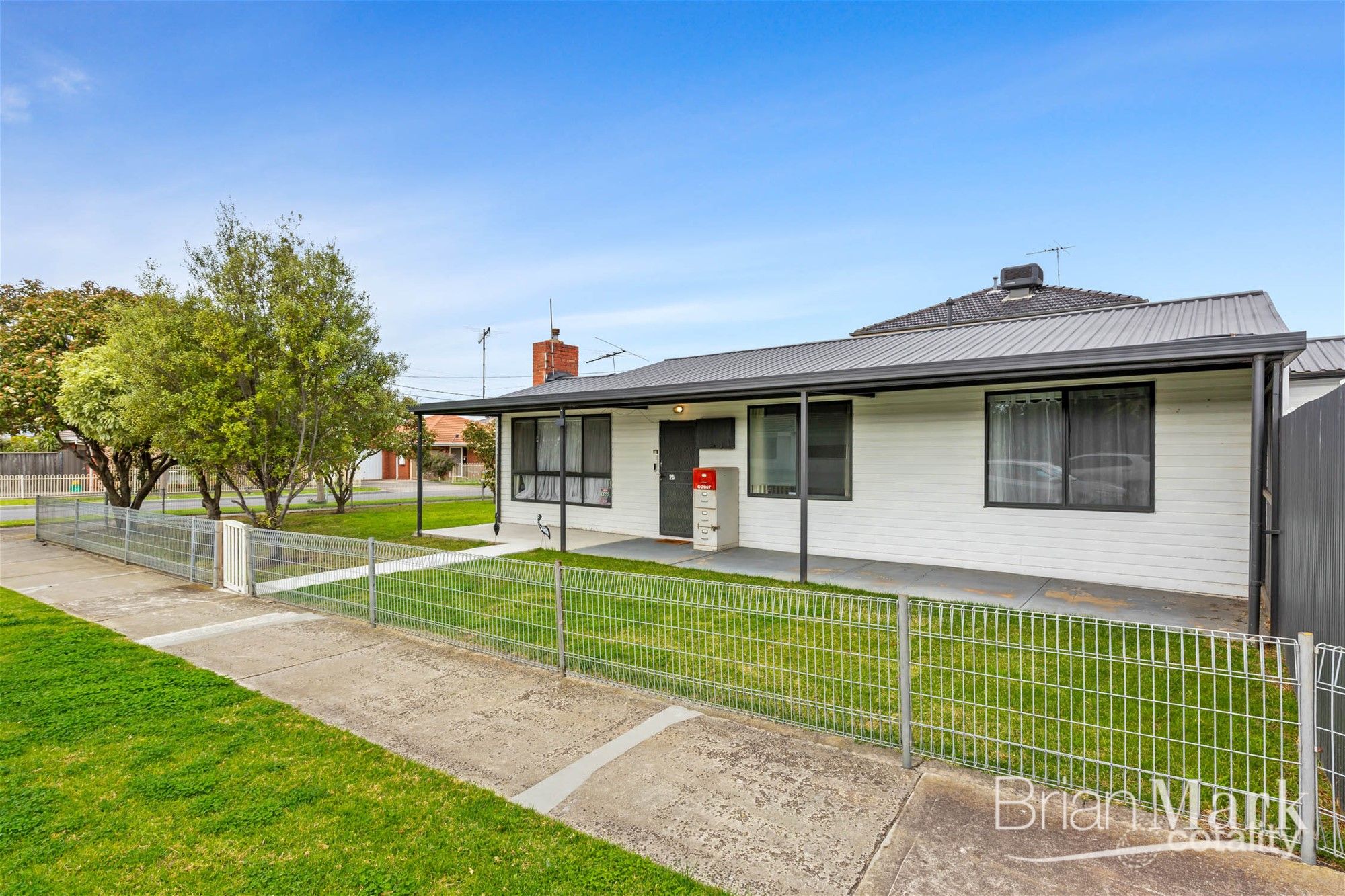 25 Kinnane Cres, Sunshine, VIC 3020