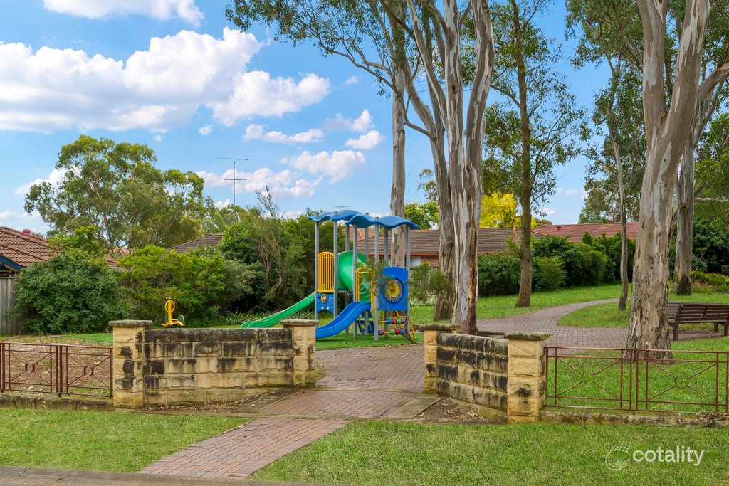 12 Solander Pl, Mount Annan, NSW 2567