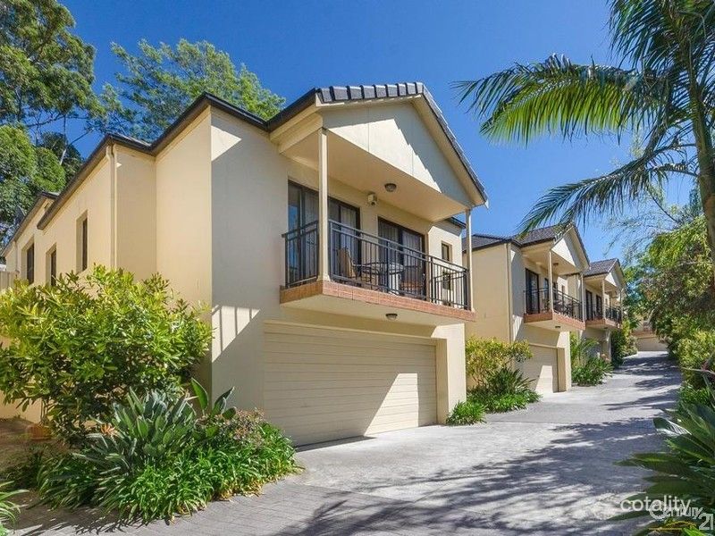 2/65 Outlook Dr, Figtree, NSW 2525