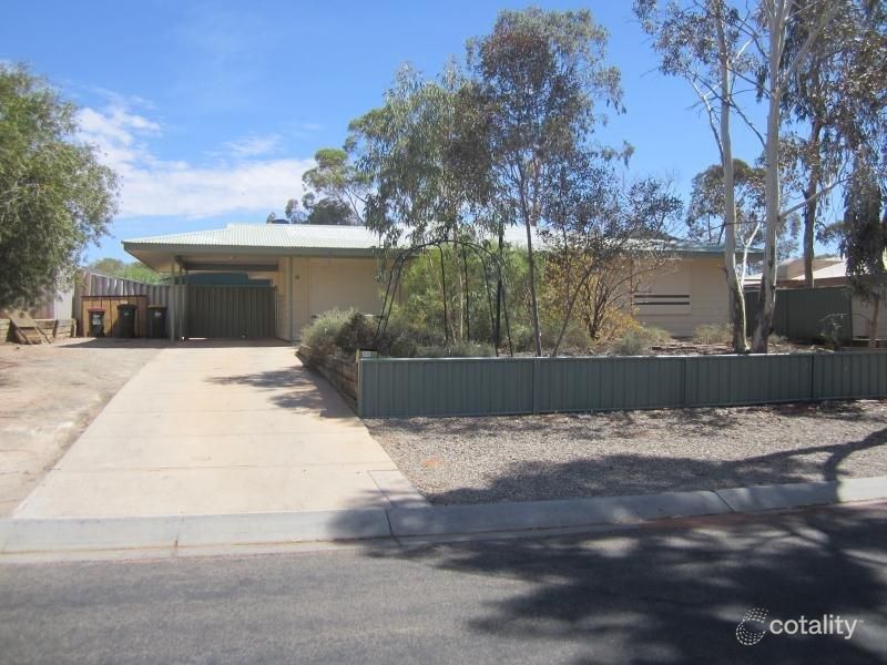 28 Irrapatana Rd, Roxby Downs, SA 5725