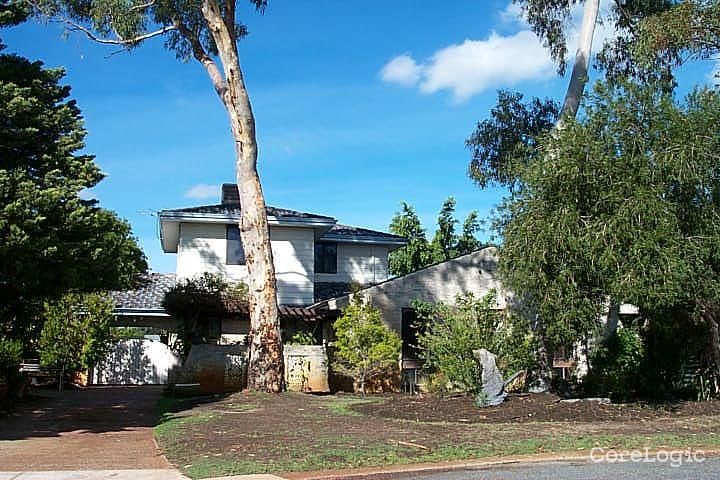 8 Exbury Ct, Thornlie, WA 6108