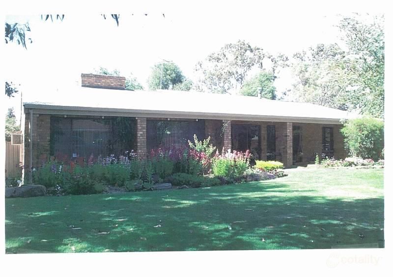 8 Blumel Rd, Birdwood, SA 5234