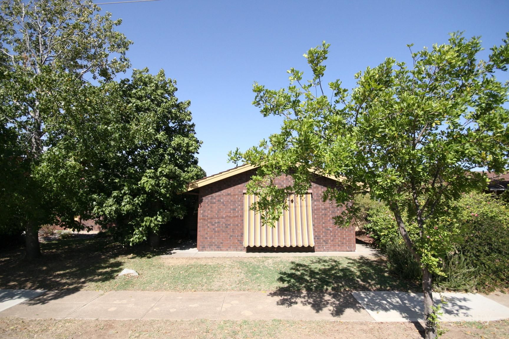 19 Saint Andrews Cres, Novar Gardens, SA 5040