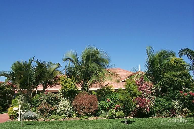 37 Rosewood Dr, Norman Gardens, QLD 4701