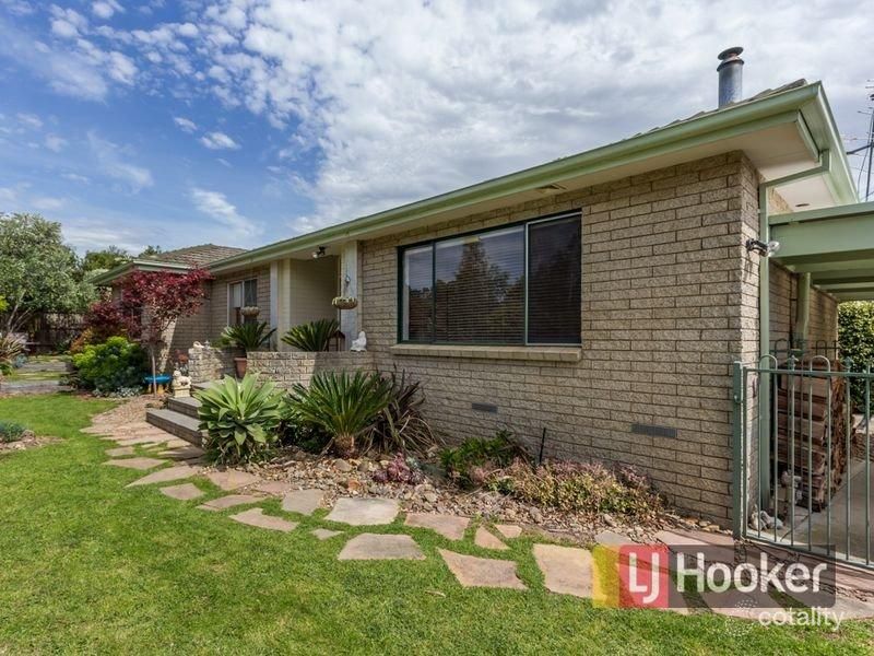 1/12 Sugar Gum Ct, Narre Warren South, VIC 3805